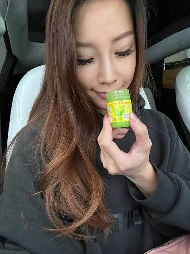 Real customer using the Thai herbal inhaler